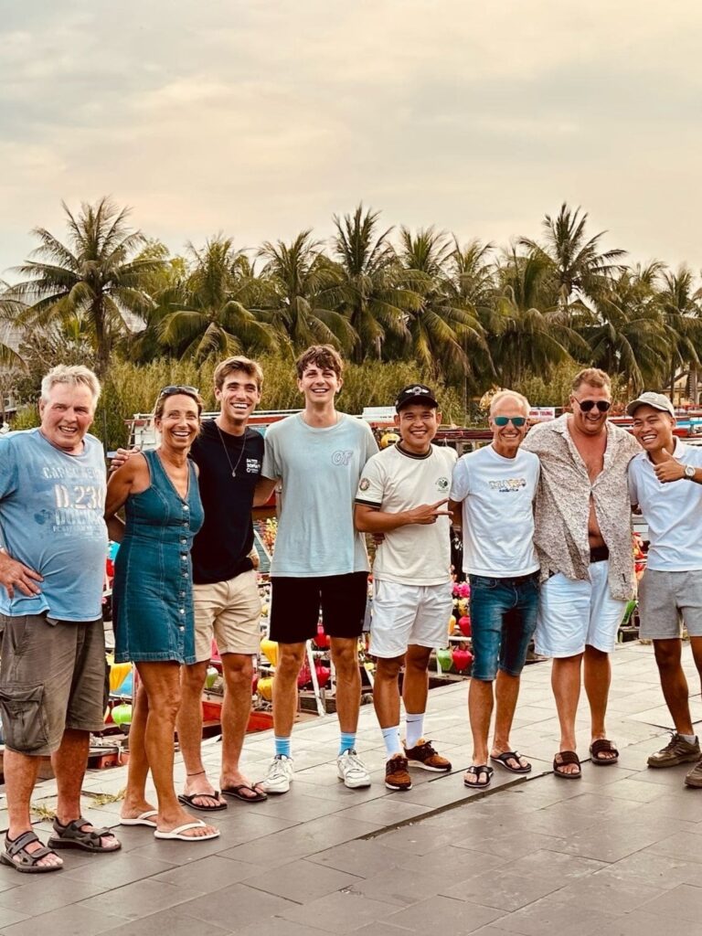 282cff138dbf68658997183985af8117-min