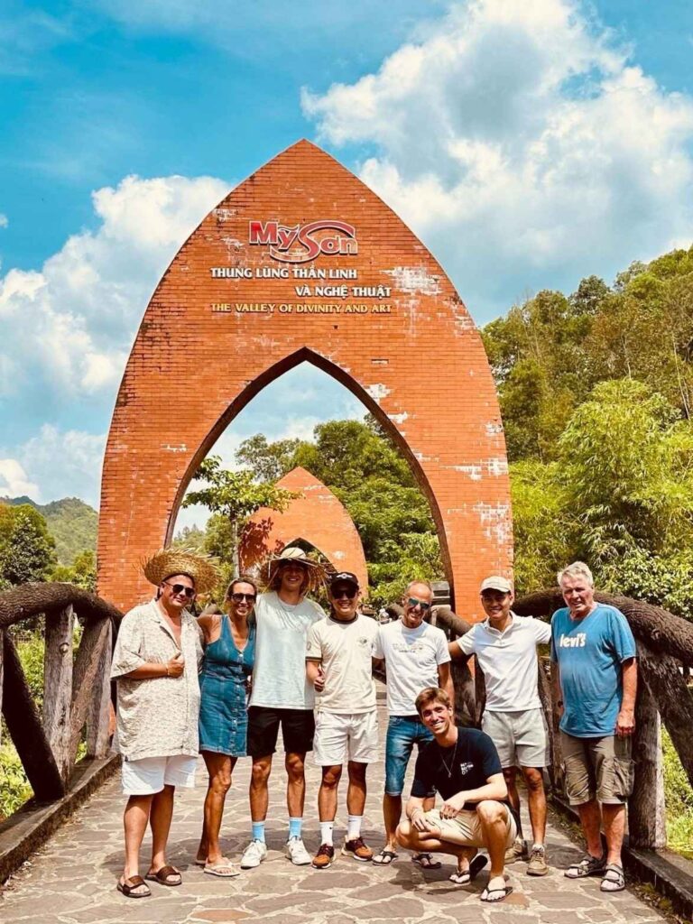 caf347a7fd6bc5c06f4bc33314448e4b_3_11zon